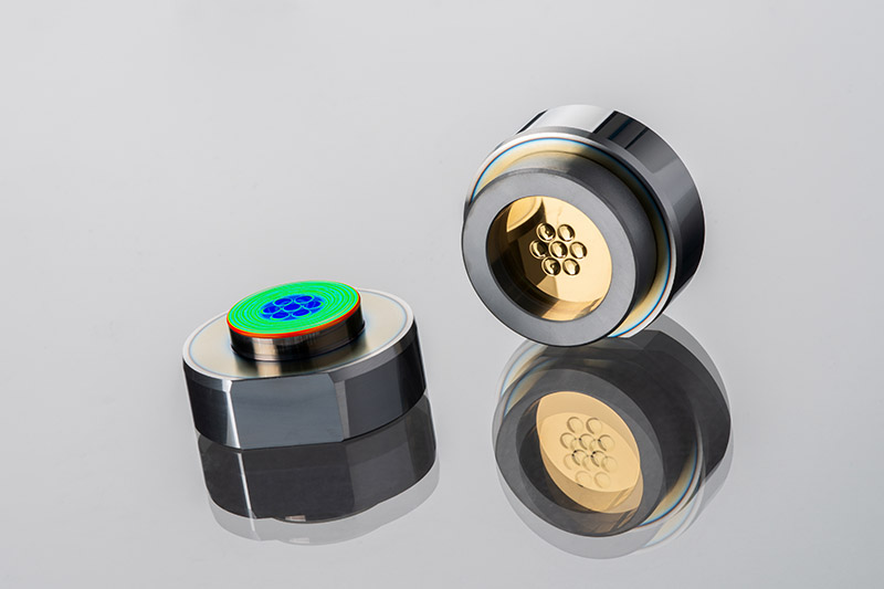 Wafermolds und Simulation einer Linse